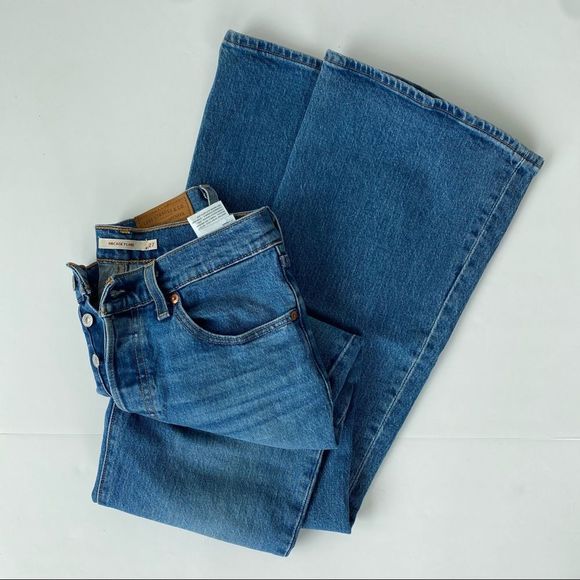 Levi's Denim - Levi’s Ribcage Flare Jeans